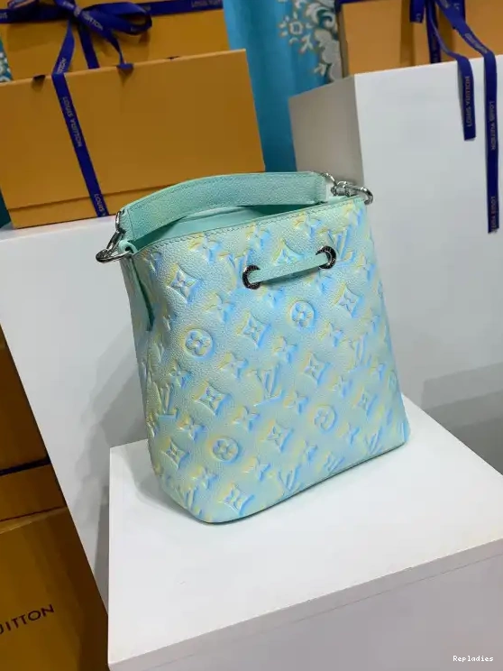 Fake Louis Bags NÉONOÉ LOUIS VUITTON BB 0704